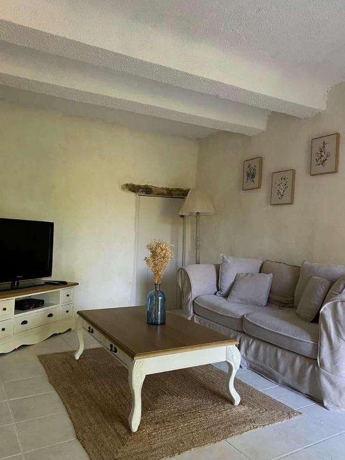 Jolie Maisonnette Niozelles Extérieur photo